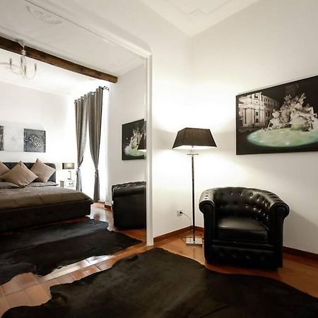 Banchi - Classic Apartment Between Navona And Campo Dei Fiori Rome Buitenkant foto