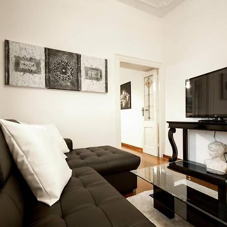 Banchi - Classic Apartment Between Navona And Campo Dei Fiori Rome Buitenkant foto