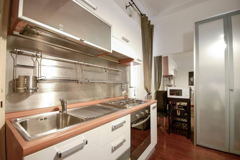 Banchi - Classic Apartment Between Navona And Campo Dei Fiori Rome Buitenkant foto