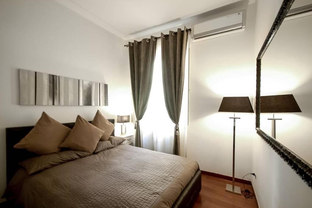 Banchi - Classic Apartment Between Navona And Campo Dei Fiori Rome Buitenkant foto