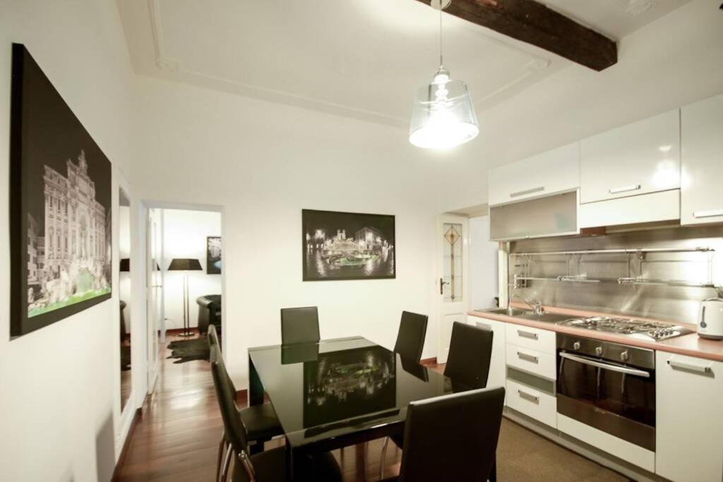 Banchi - Classic Apartment Between Navona And Campo Dei Fiori Rome Buitenkant foto